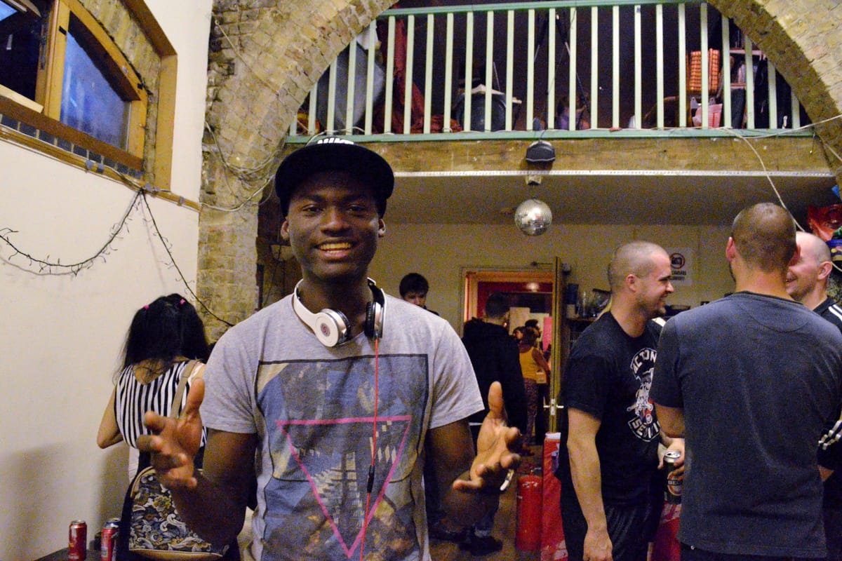 Photos from the Calais Solidarity Festival fundraiser #1